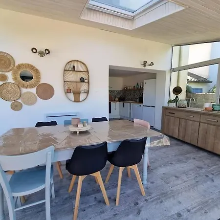Maison Les 3 Soeurs - 8 A 10 Personnes - Plages A Pied بيت للعطل *